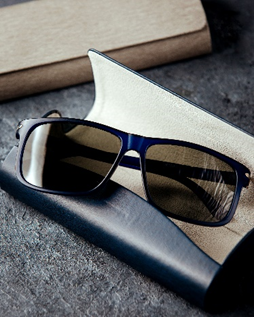 Подчеркните свою индивидуальность аксессуарами для очков